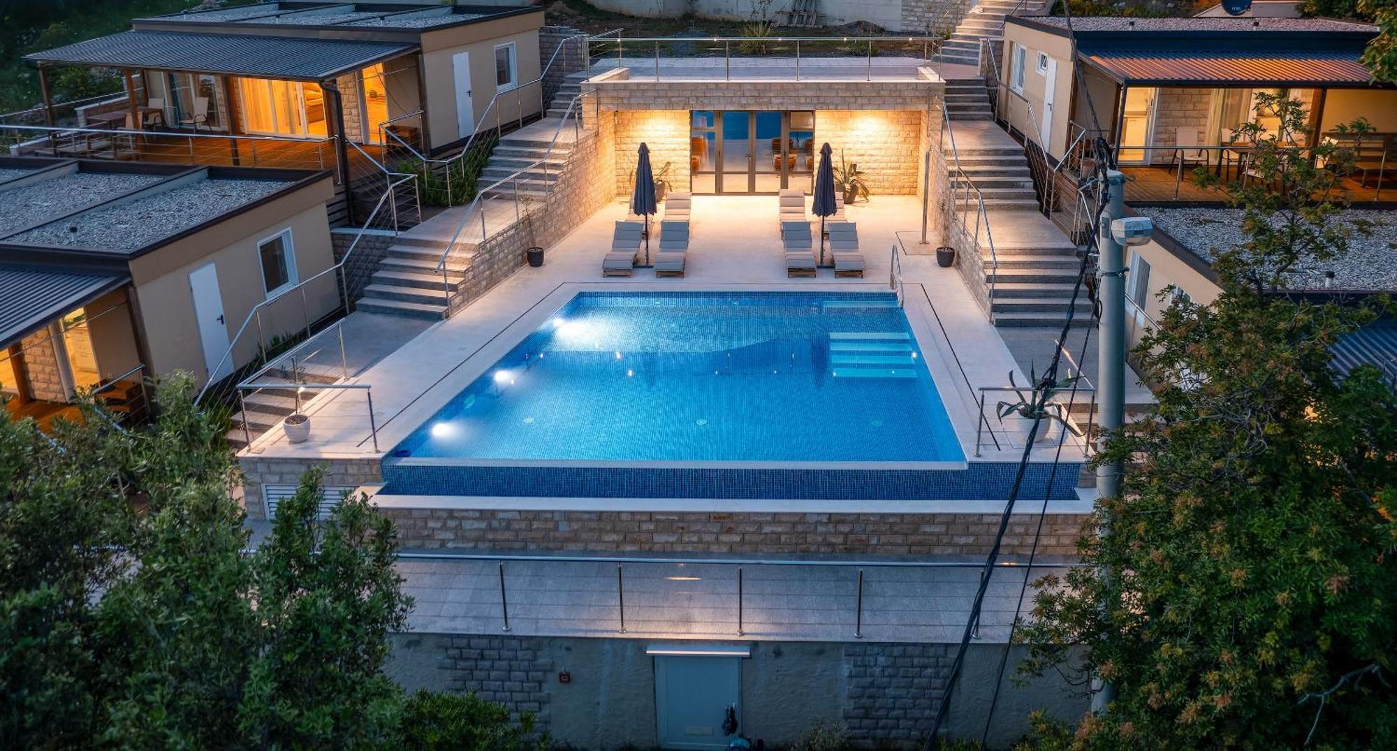 Boora Glamp Experience & Heated Infinity Pool Senj (Lika-Senj) Exterior foto